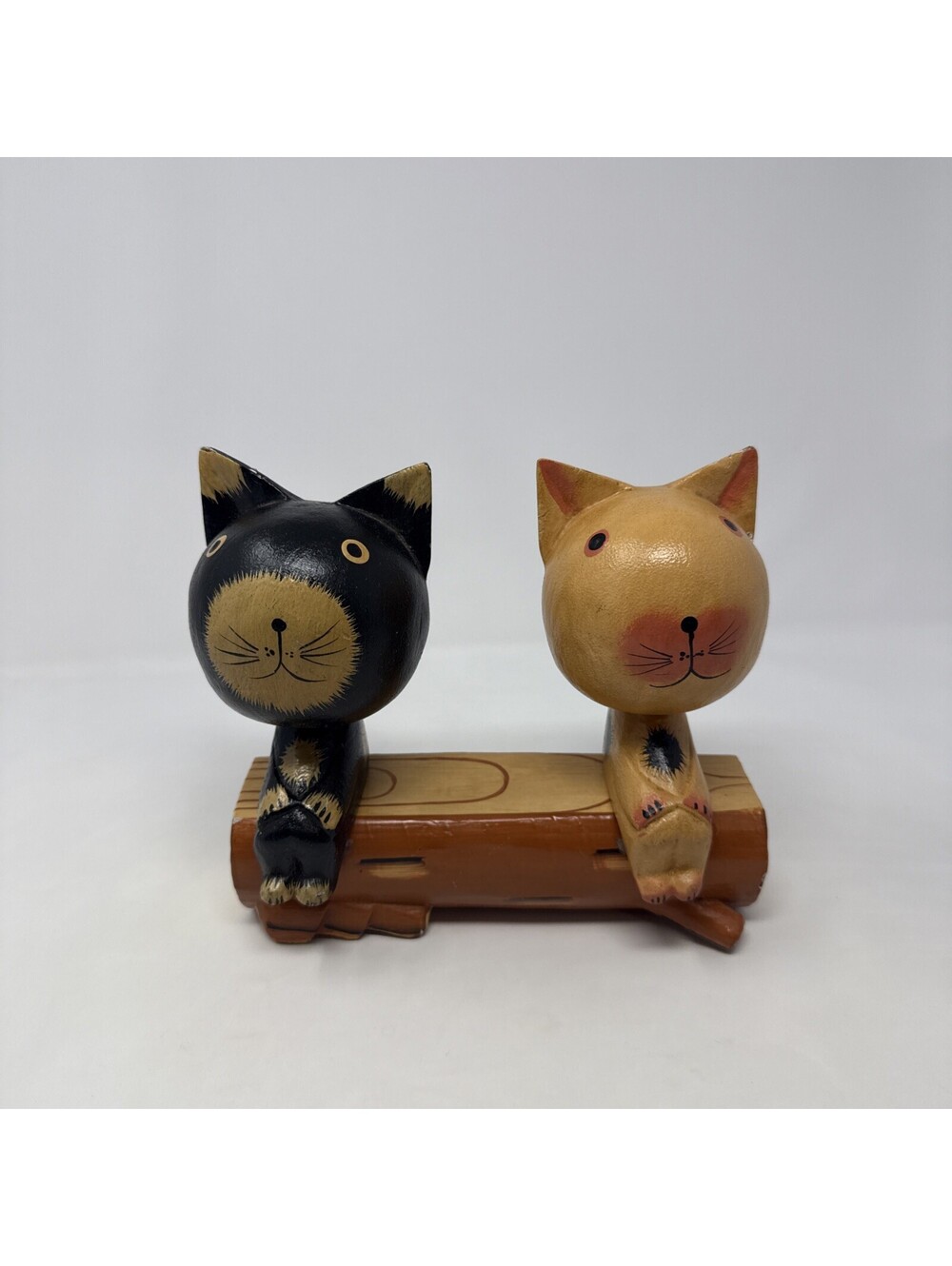 VTG Wood Primitive Folk 2 Cats Black Orange on Wood Log Fishing NO Poles 4.5x4"